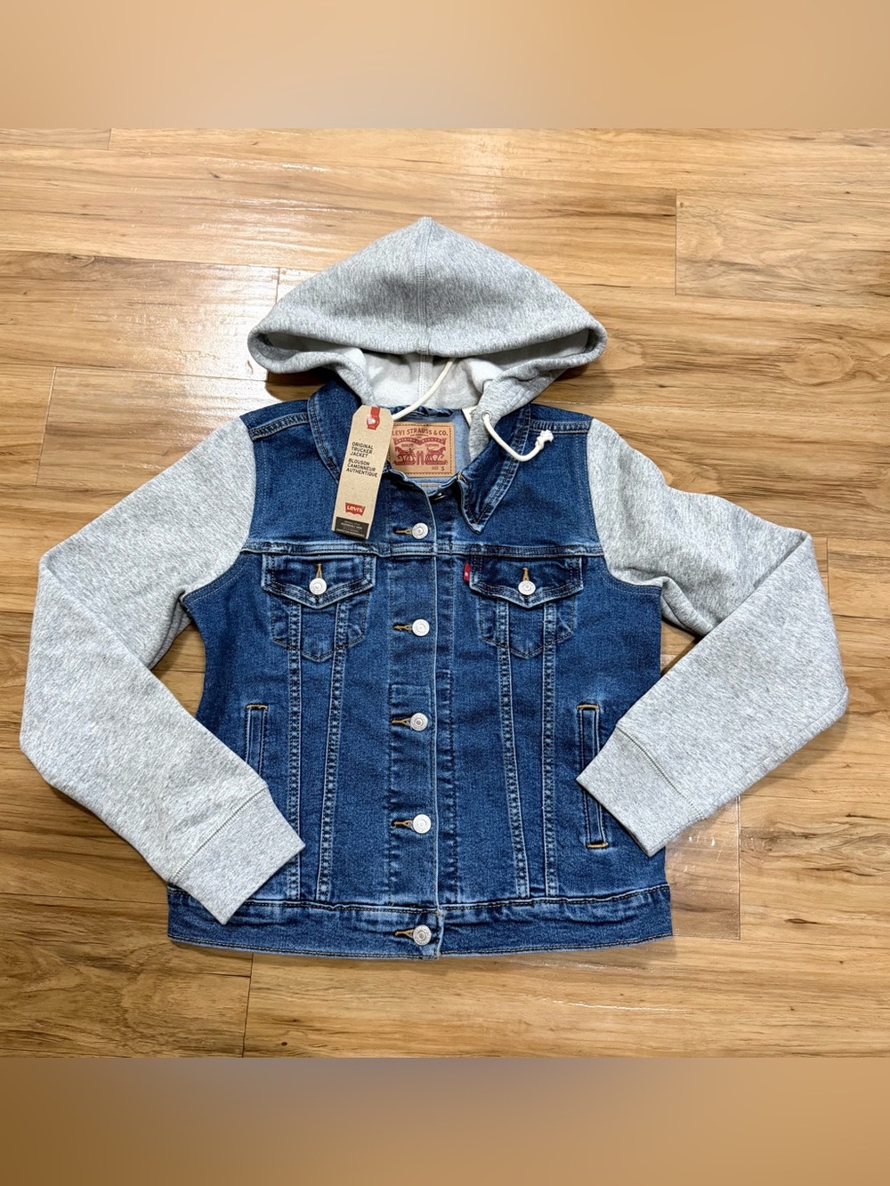 Levi’s Women’s Hooded Denim Trucker Jacket Gray Hoodie Size Small NWT